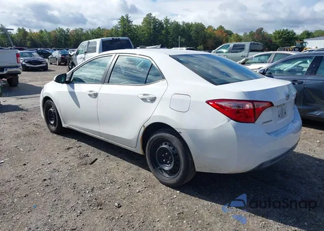 2018 Toyota Corolla Le z USA, uszkodzony, nr VIN 2T1BURHE8JC025933